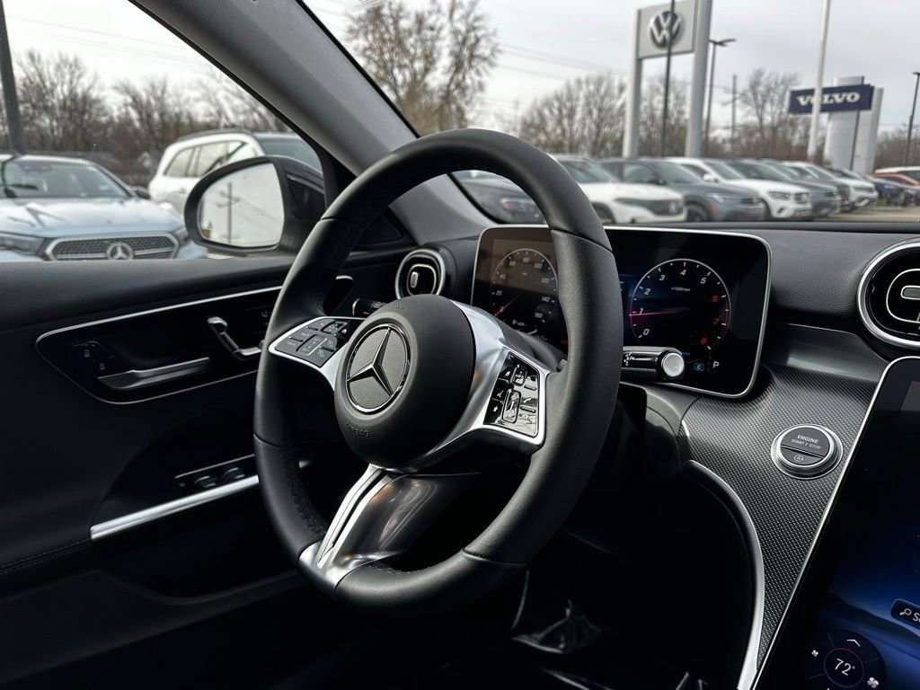 Used 2025 Mercedes-Benz C 300 4MATIC Sedan image 22