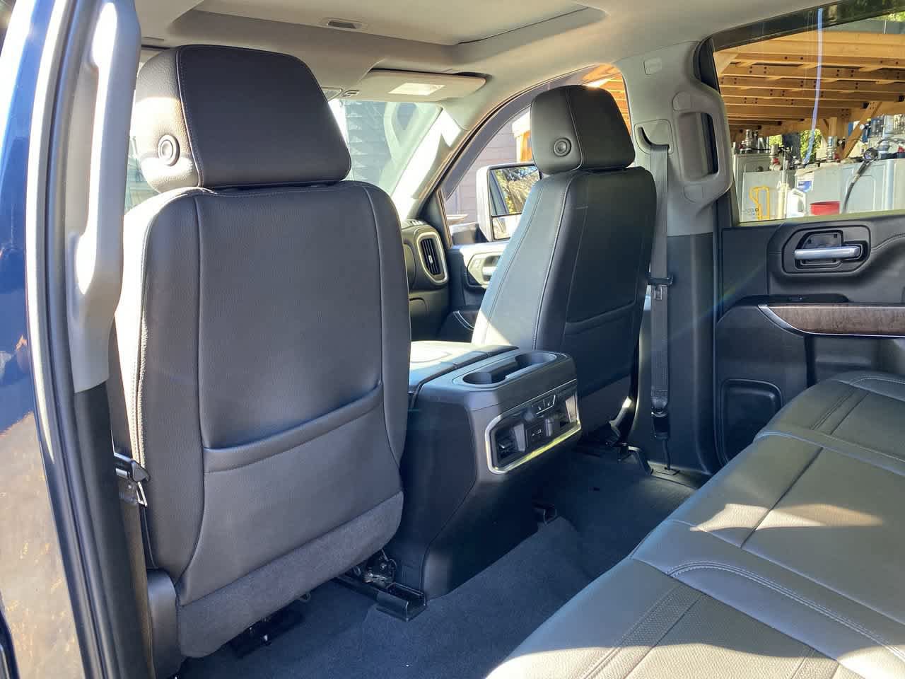 Used 2021 GMC Sierra 3500 Denali w/ Denali Ultimate Package AWD/4WD image 14