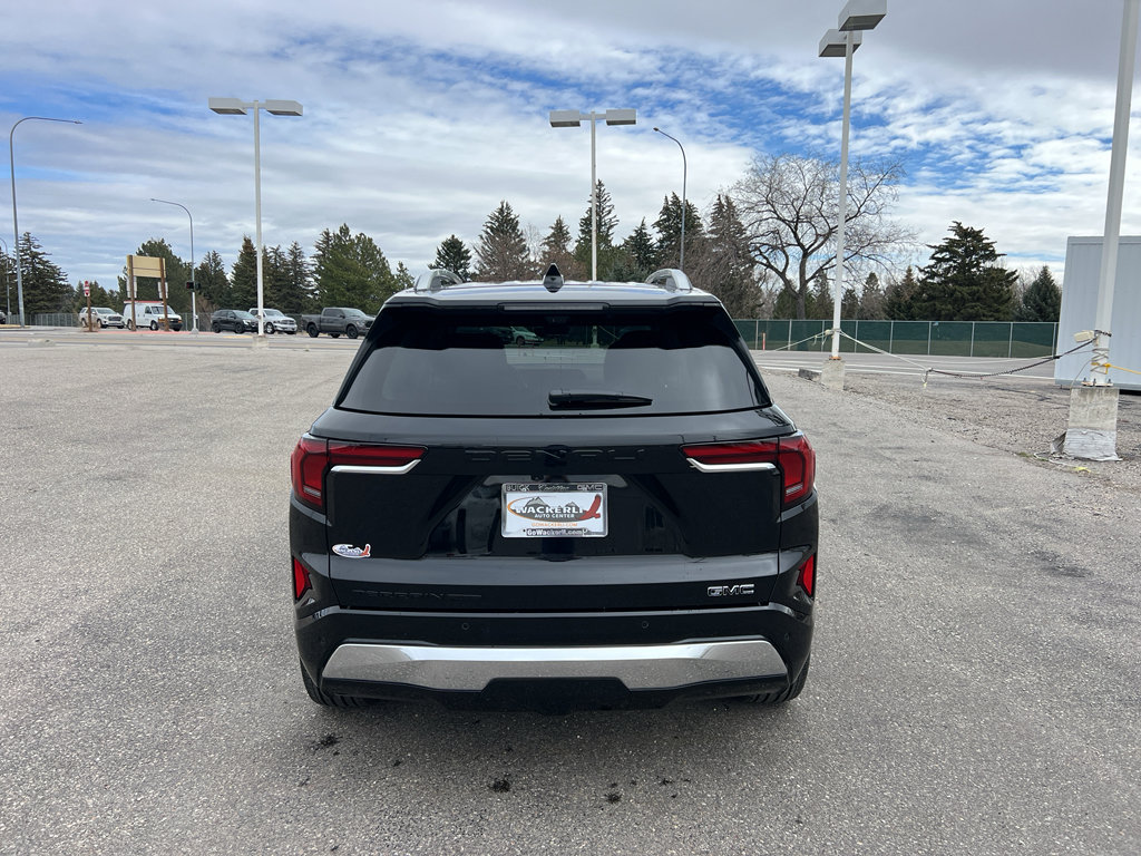 New 2026 GMC Terrain Denali w/ LPO, Black Badging Package image 4