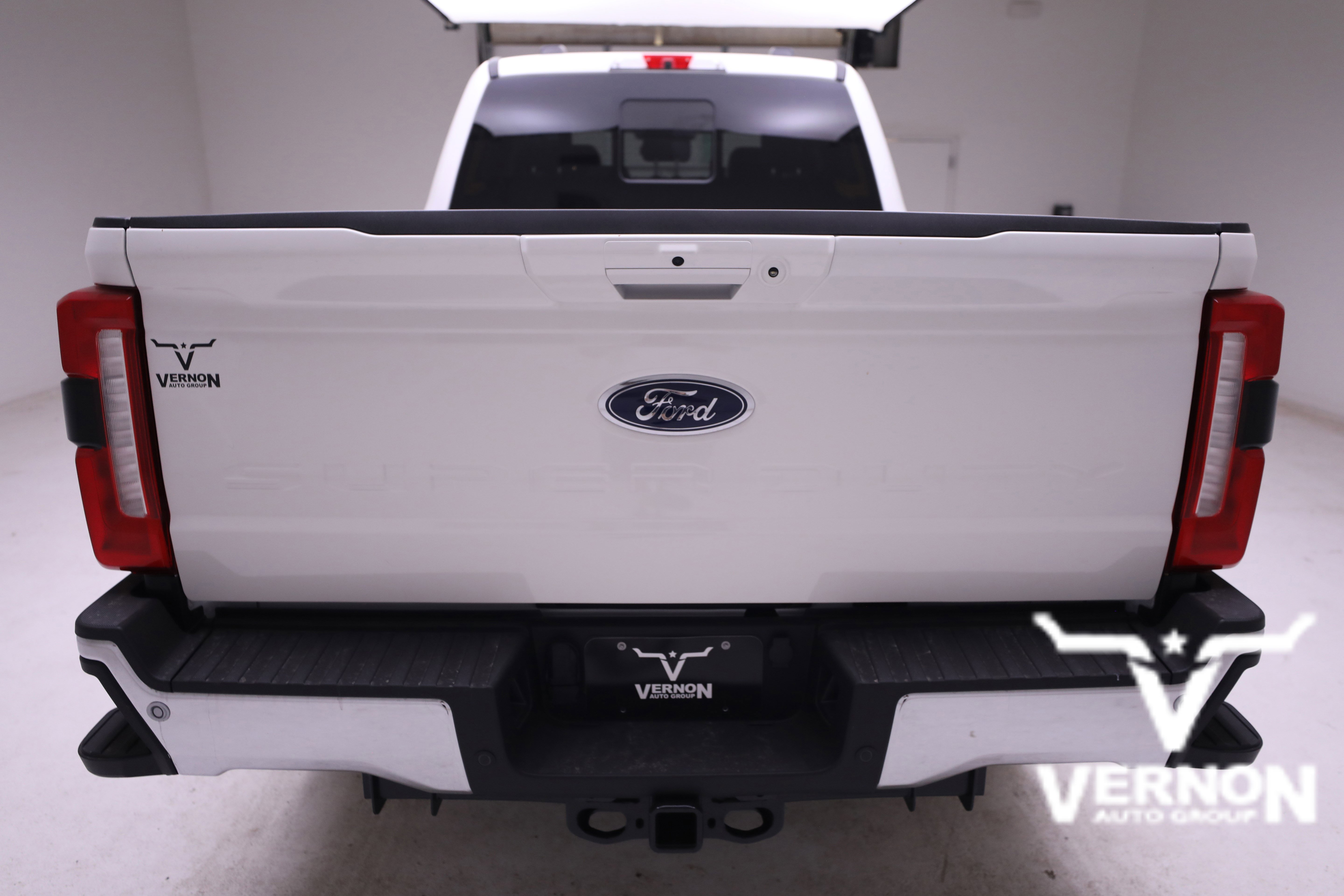 New 2026 Ford F250 Lariat w/ Chrome Package image 4