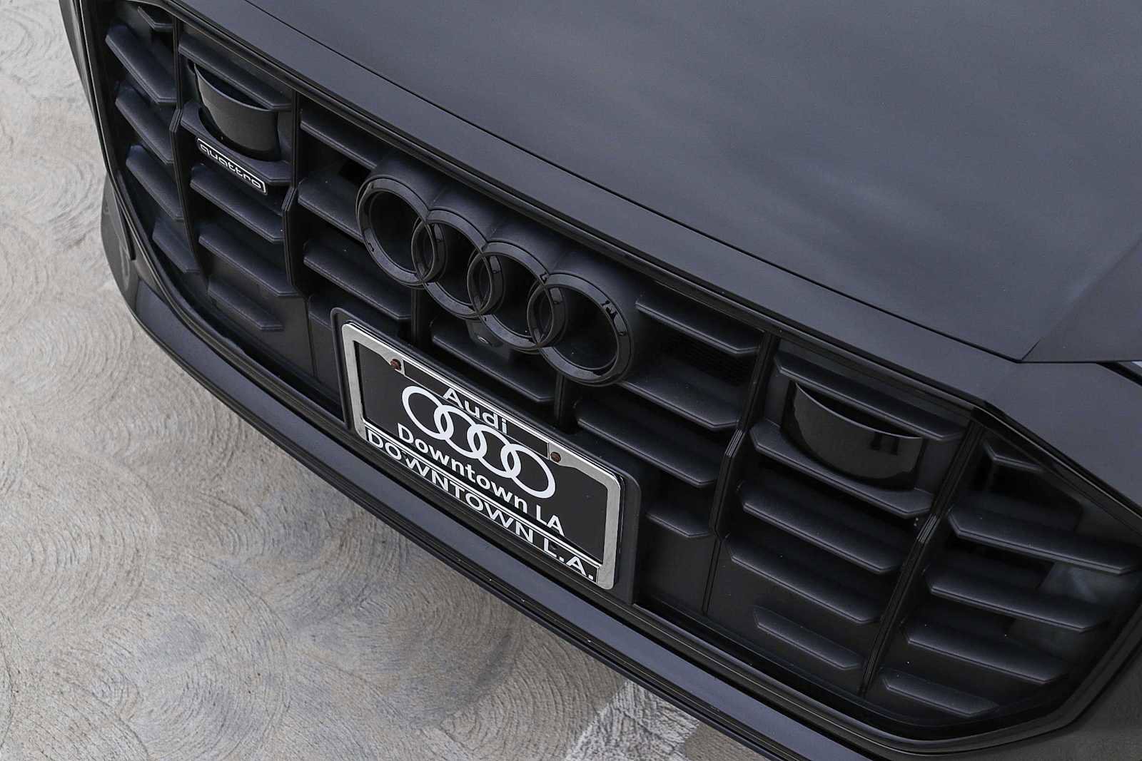 Used 2023 Audi Q8 Premium Plus w/ Premium Plus Package AWD/4WD image 8