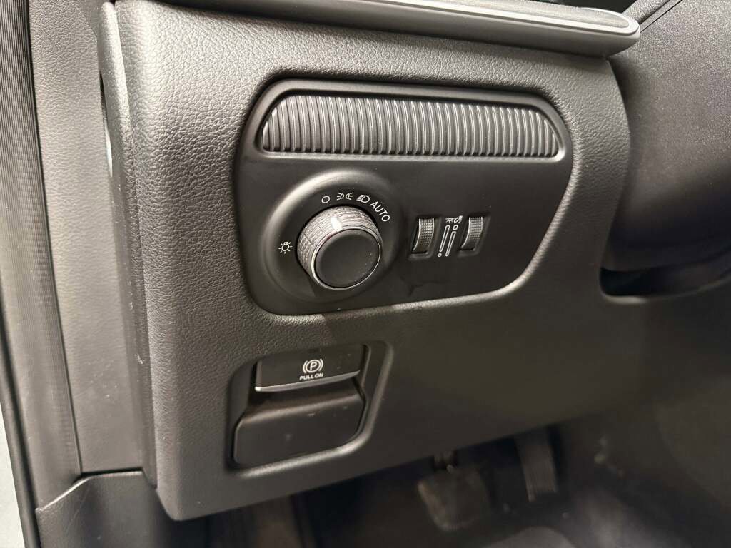 New 2026 Jeep Grand Wagoneer L Limited image 24