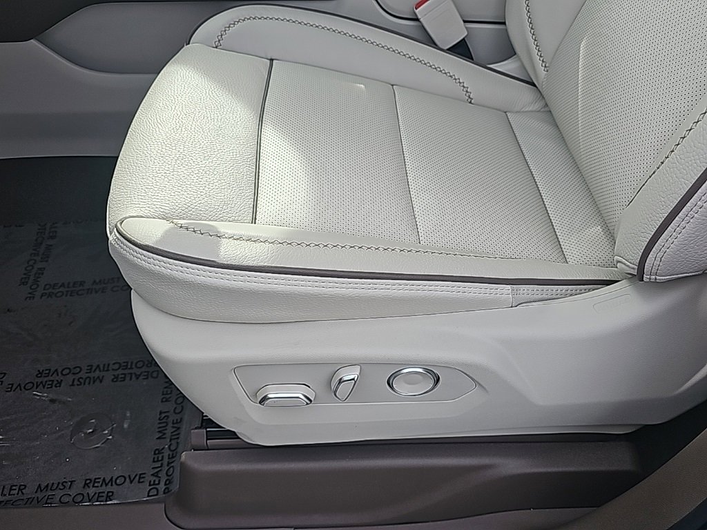 New 2026 GMC Yukon Denali image 13