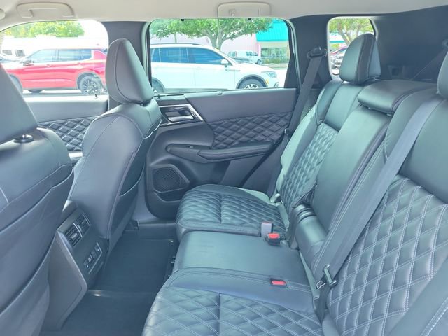 Used 2023 Mitsubishi Outlander SEL 40th Anniversary AWD/4WD image 14