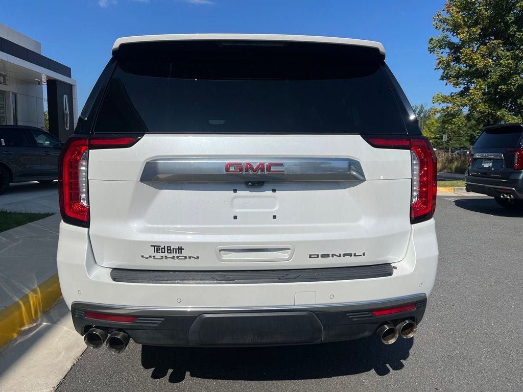 Used 2021 GMC Yukon XL Denali w/ Denali Premium Package AWD/4WD image 7