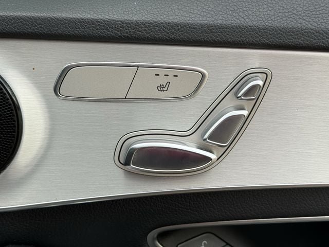 Used 2018 Mercedes-Benz C 300 4MATIC Sedan image 26