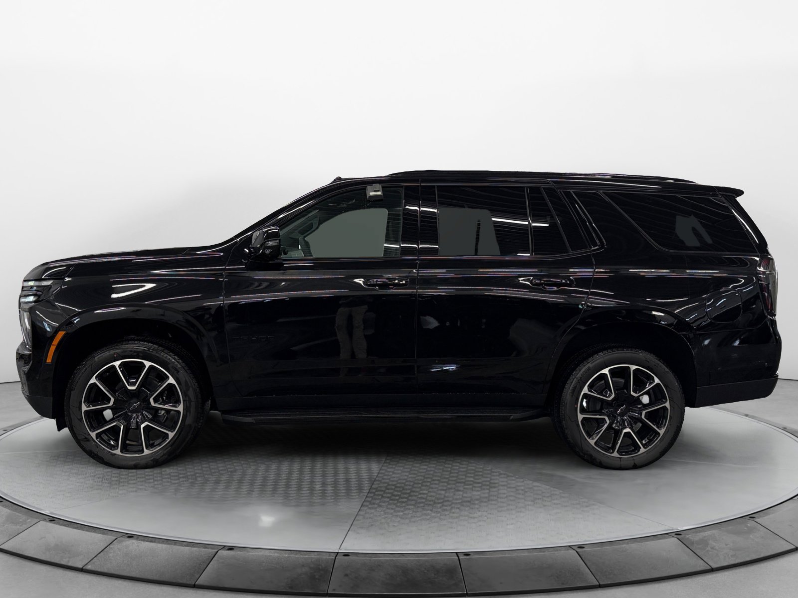 New 2026 Chevrolet Tahoe RST w/ Comfort Package AWD/4WD image 3