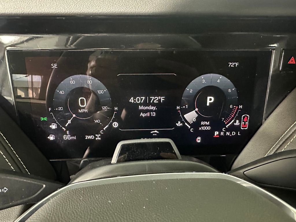 Used 2025 GMC Yukon Elevation image 15