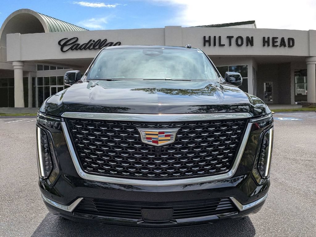Used 2026 Cadillac Escalade Luxury AWD/4WD image 9