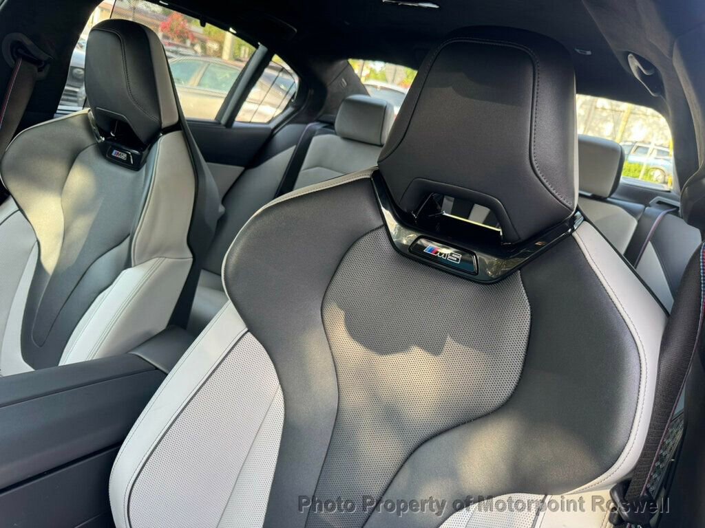 Used 2026 BMW M5 w/ Carbon Package image 13
