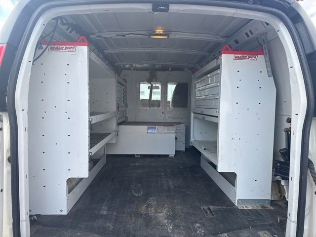 Used 2014 Chevrolet Express 2500 image 16