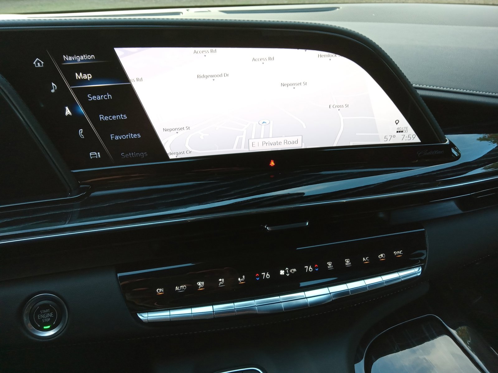 Used 2021 Cadillac Escalade Sport AWD/4WD image 17