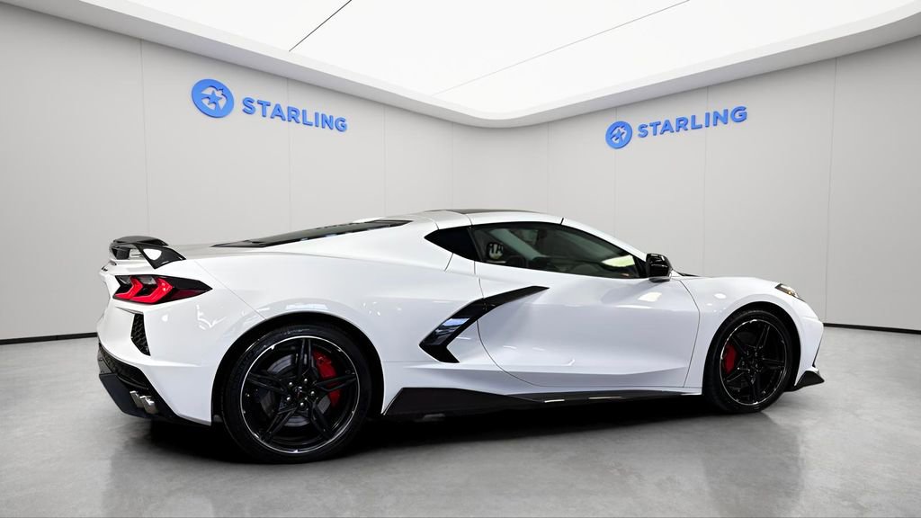 Used 2020 Chevrolet Corvette Stingray Premium Cpe w/ 3LT Preferred Equipment Group image 9