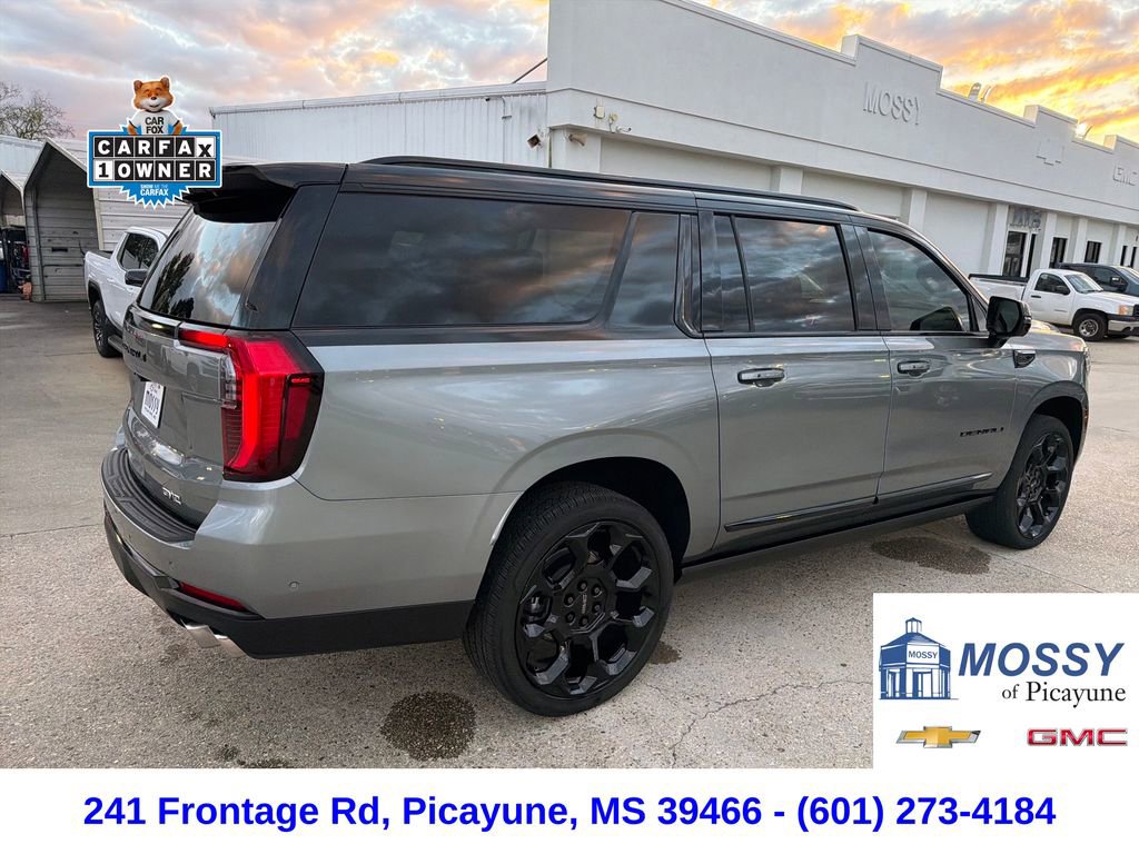 Used 2026 GMC Yukon XL Denali w/ Denali Reserve Package image 6