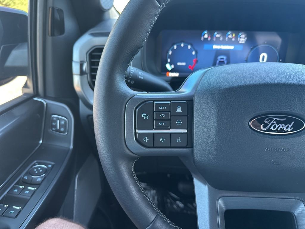 Used 2025 Ford F150 Lariat w/ Equipment Group 501A Mid image 17