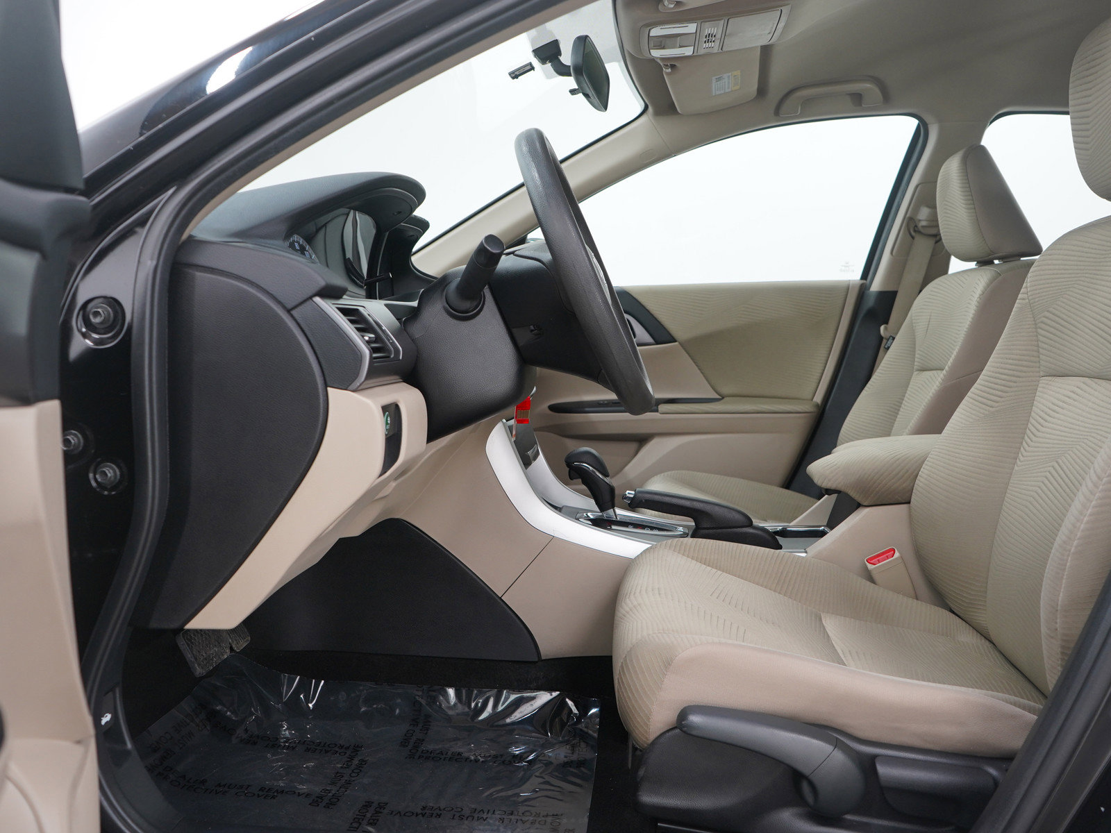 Used 2015 Honda Accord LX image 19