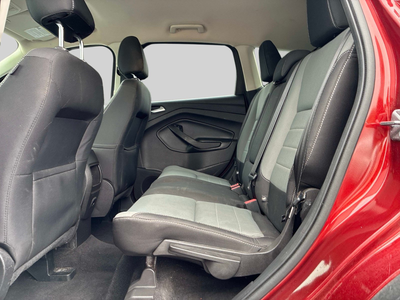 Used 2016 Ford Escape SE AWD/4WD image 15