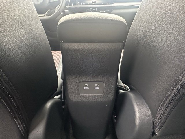 New 2026 Nissan Kicks SR image 26