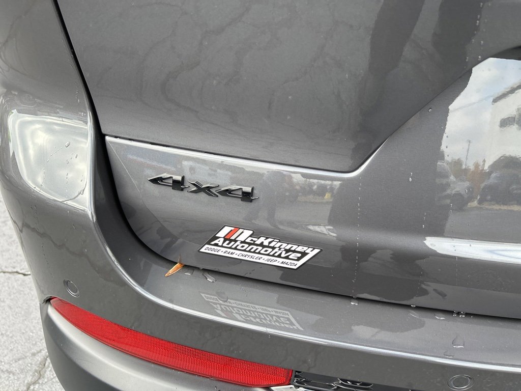 New 2025 Jeep Grand Cherokee L Limited image 6