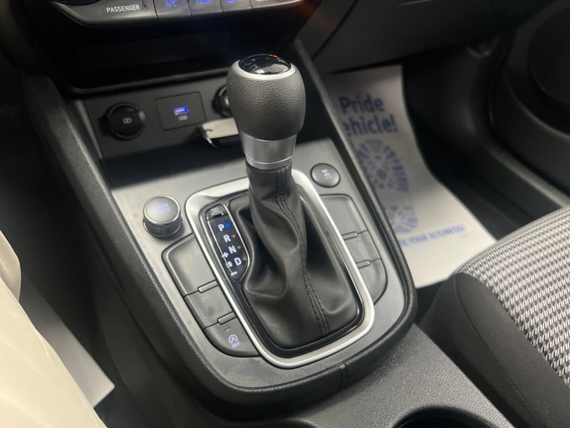 Used 2023 Hyundai Kona SE AWD/4WD image 27