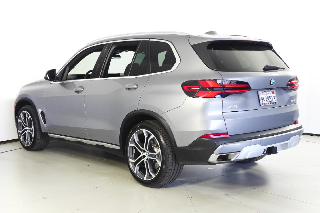 Certified 2024 BMW X5 sDrive40i w/ Parking Assistance Package RWD image 9