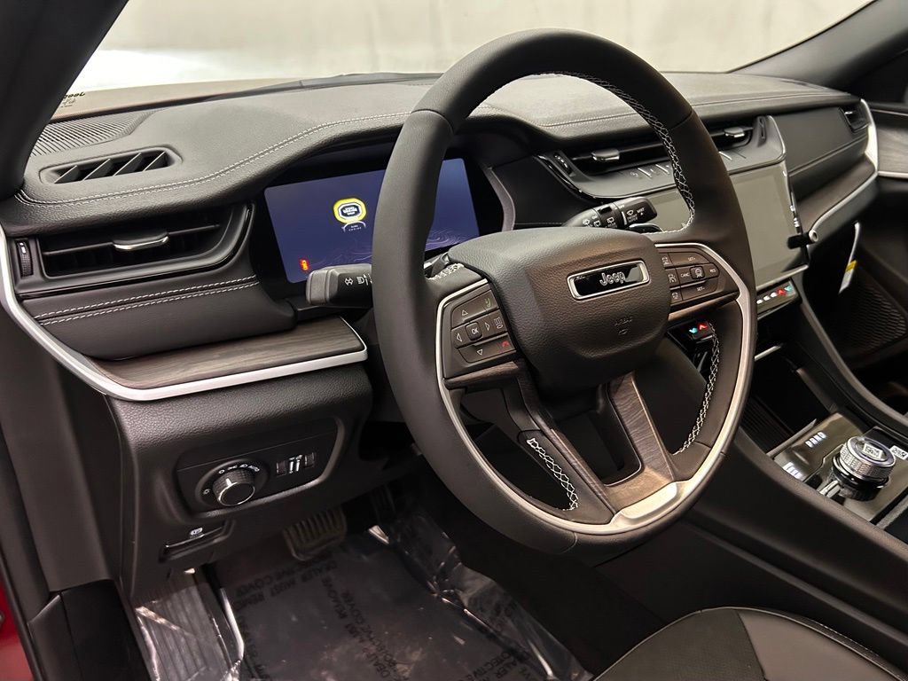 New 2026 Jeep Grand Cherokee L 4WD image 11