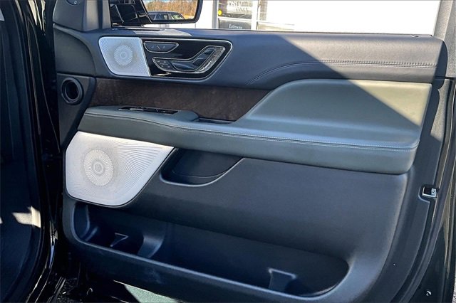 Used 2023 Lincoln Navigator L Black Label image 19