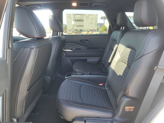 New 2026 Nissan Pathfinder Rock Creek w/ Rock Creek Premium Package AWD/4WD image 7