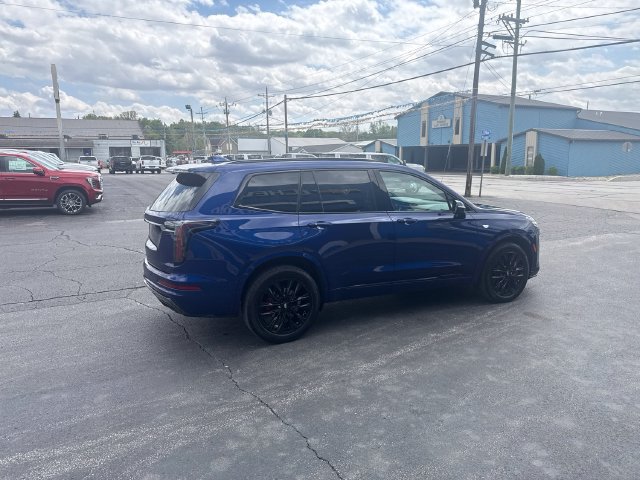 Used 2024 Cadillac XT6 Sport w/ LPO, Onyx Lite Package AWD/4WD image 9