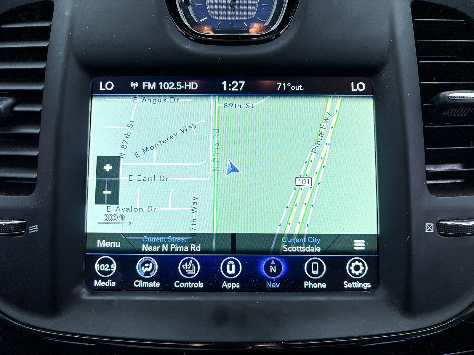 Used 2022 Chrysler 300 S w/ Safetytec Plus Group image 7