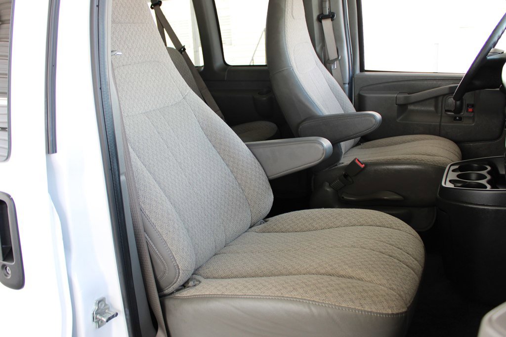 Used 2024 Chevrolet Express 3500 LT w/ LT Preferred Equipment Group image 16