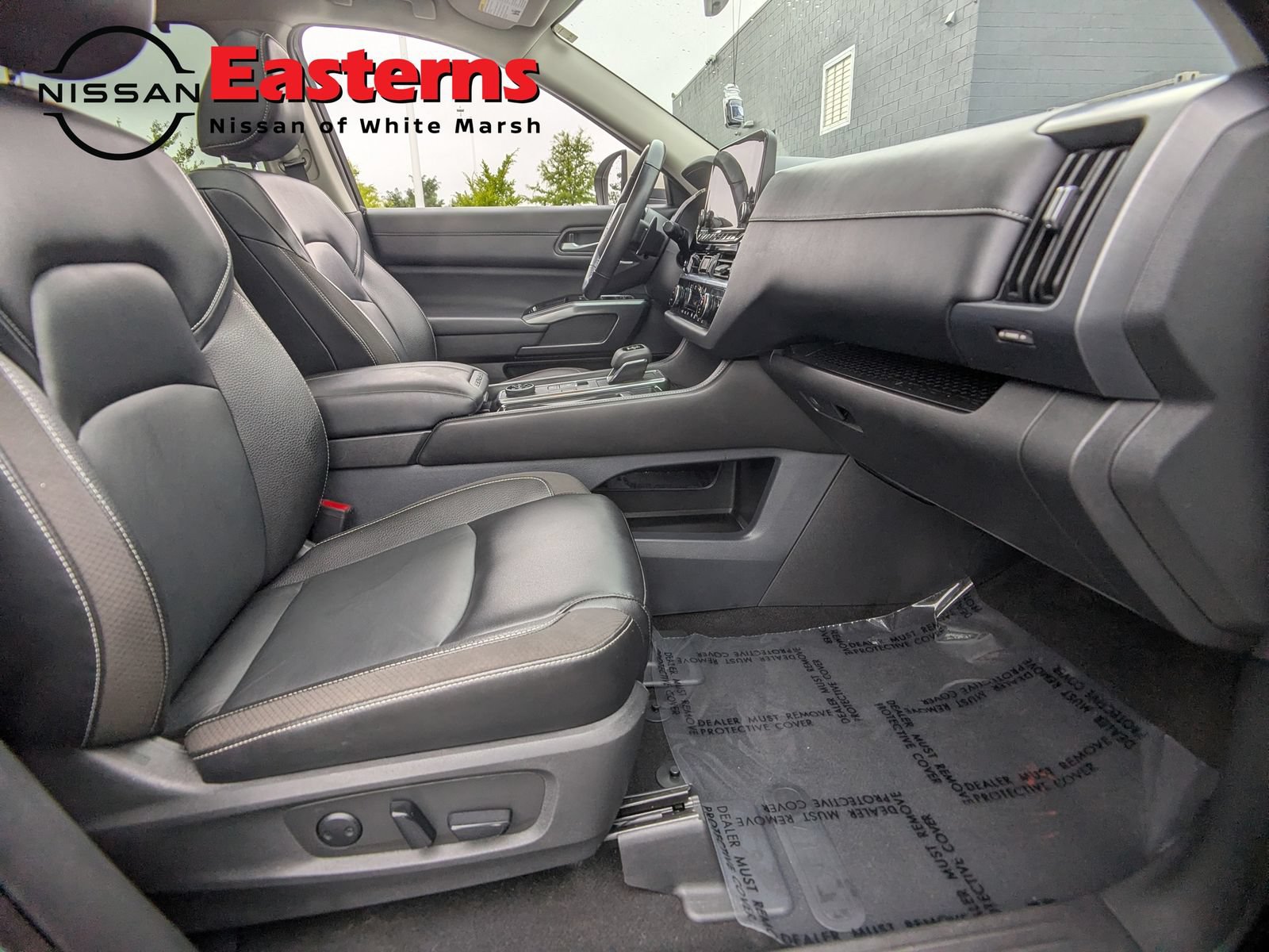 Used 2023 Nissan Pathfinder SL w/ SL Premium Package AWD/4WD image 25