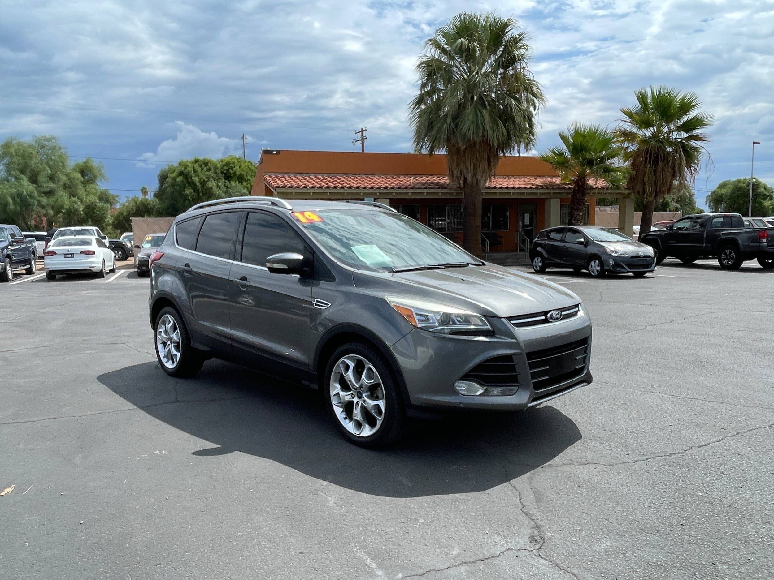 Used 2014 Ford Escape Titanium w/ Equipment Group 401A FWD image 7