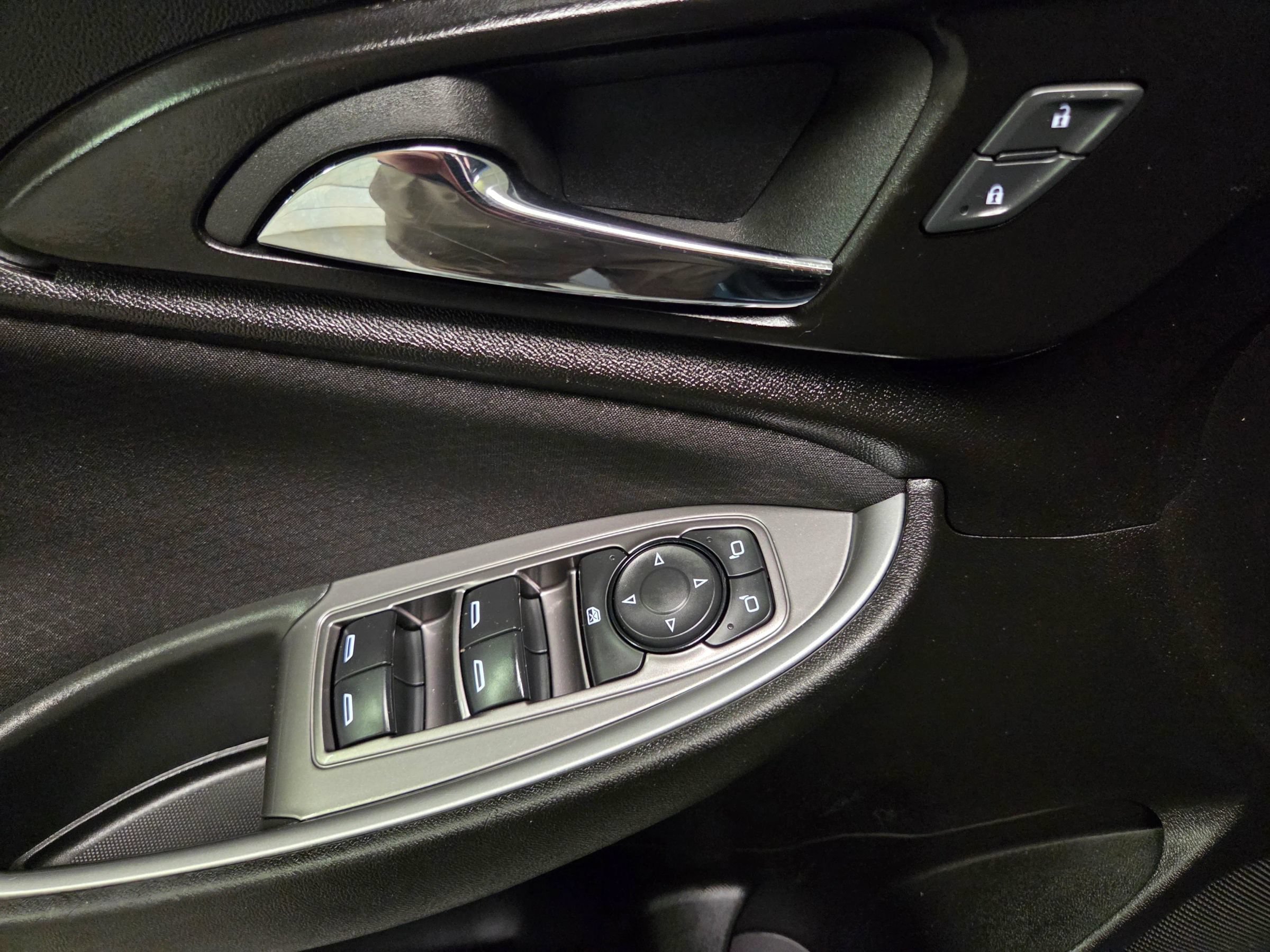 Used 2024 Chevrolet Malibu LS FWD image 15