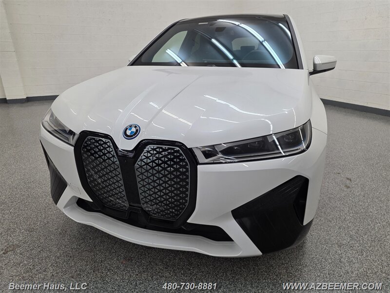 Used 2023 BMW iX M60 w/ Executive Package AWD/4WD image 1