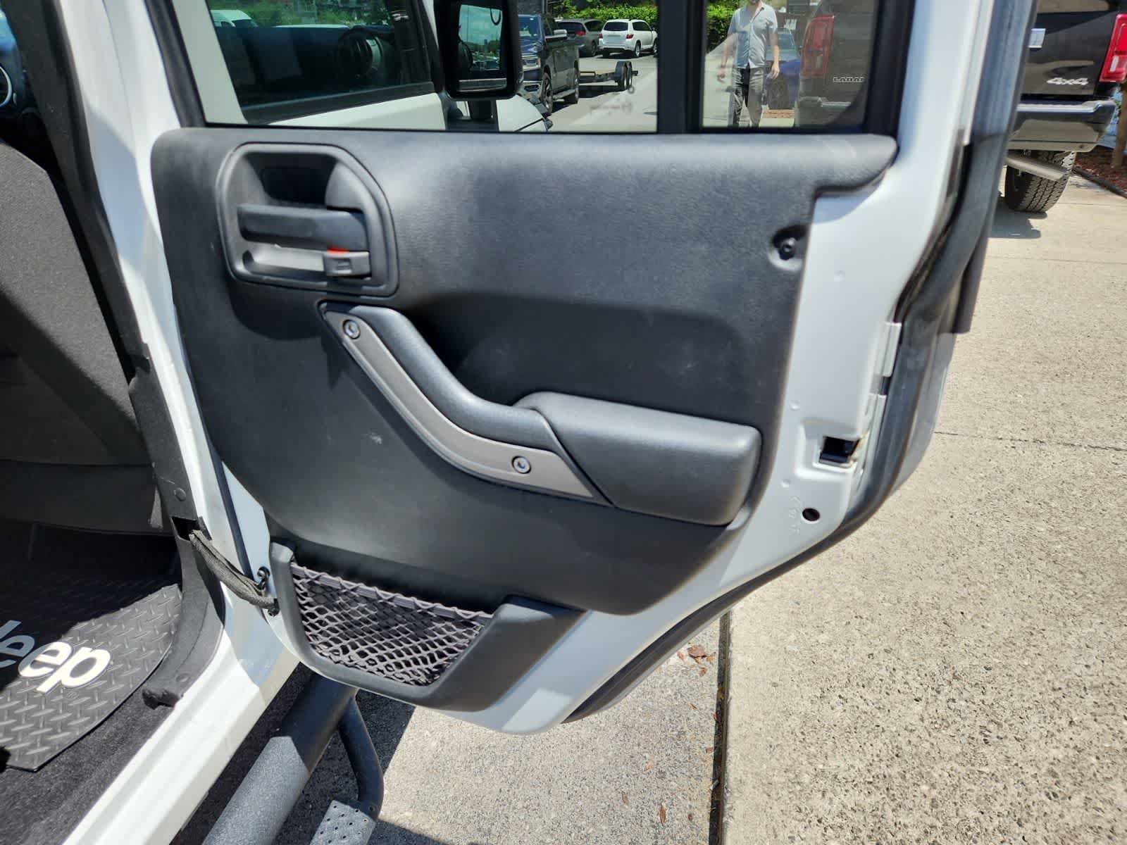 Used 2017 Jeep Wrangler Unlimited Sport w/ Quick Order Package 24S AWD/4WD image 24
