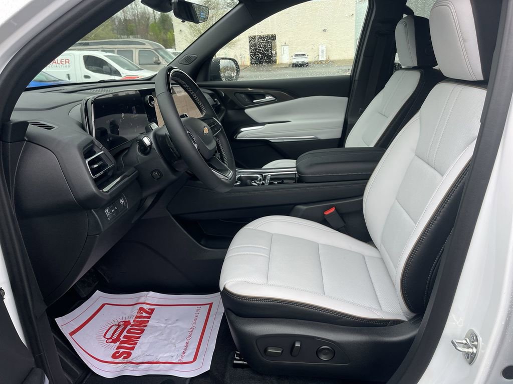 New 2025 Chevrolet Traverse High Country image 21