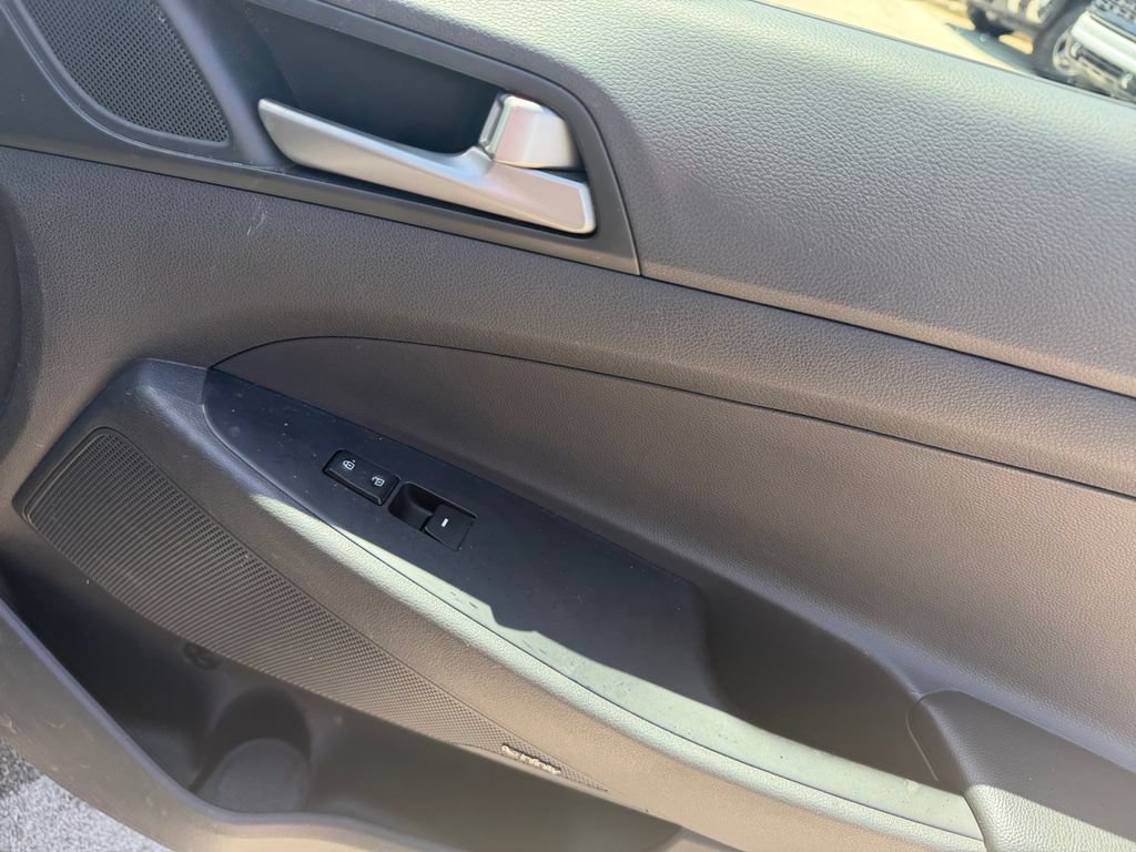 Used 2018 Hyundai Tucson SEL Plus AWD/4WD image 39
