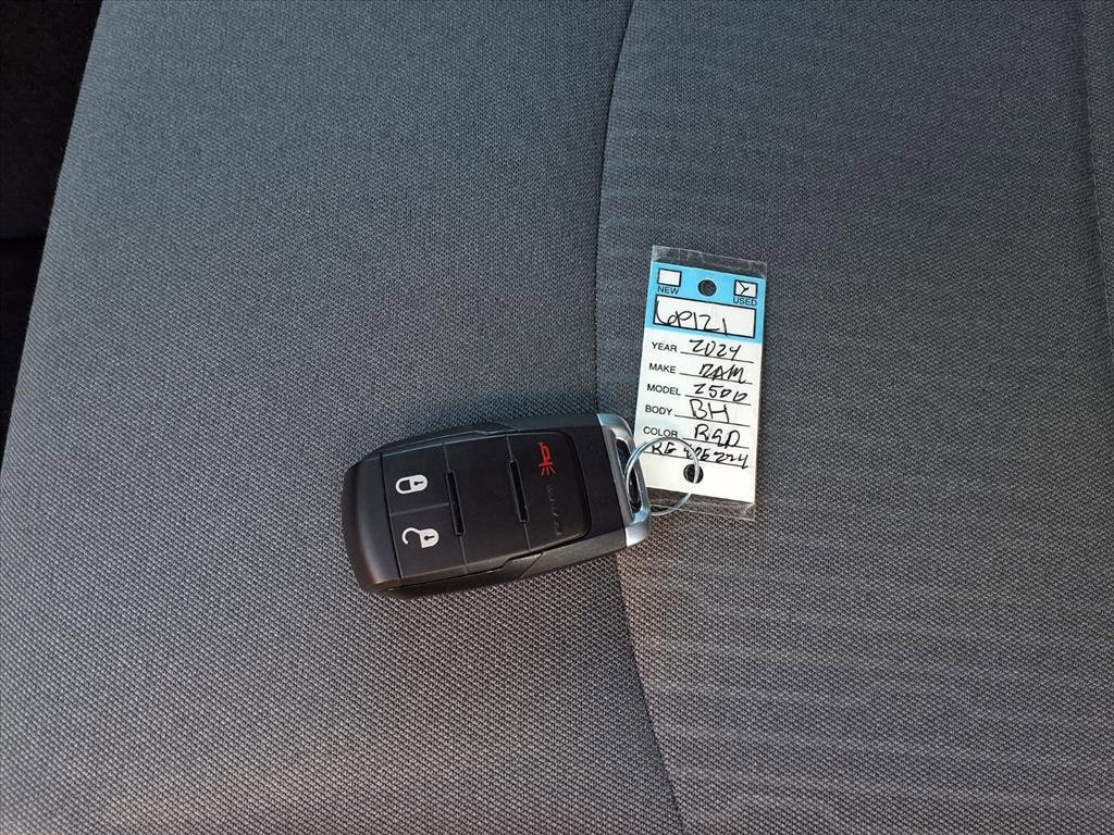 Used 2024 RAM 2500 Big Horn w/ Bed Utility Group image 21