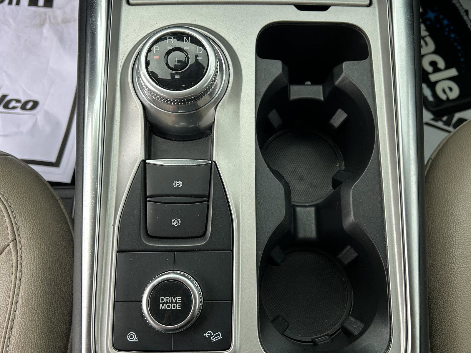 Used 2023 Ford Explorer Limited image 23