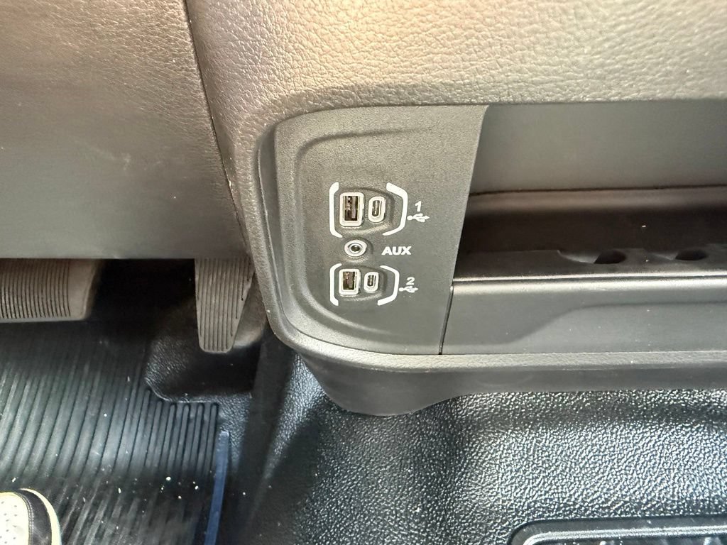 New 2026 RAM 3500 Tradesman w/ Chrome Appearance Group A AWD/4WD image 28