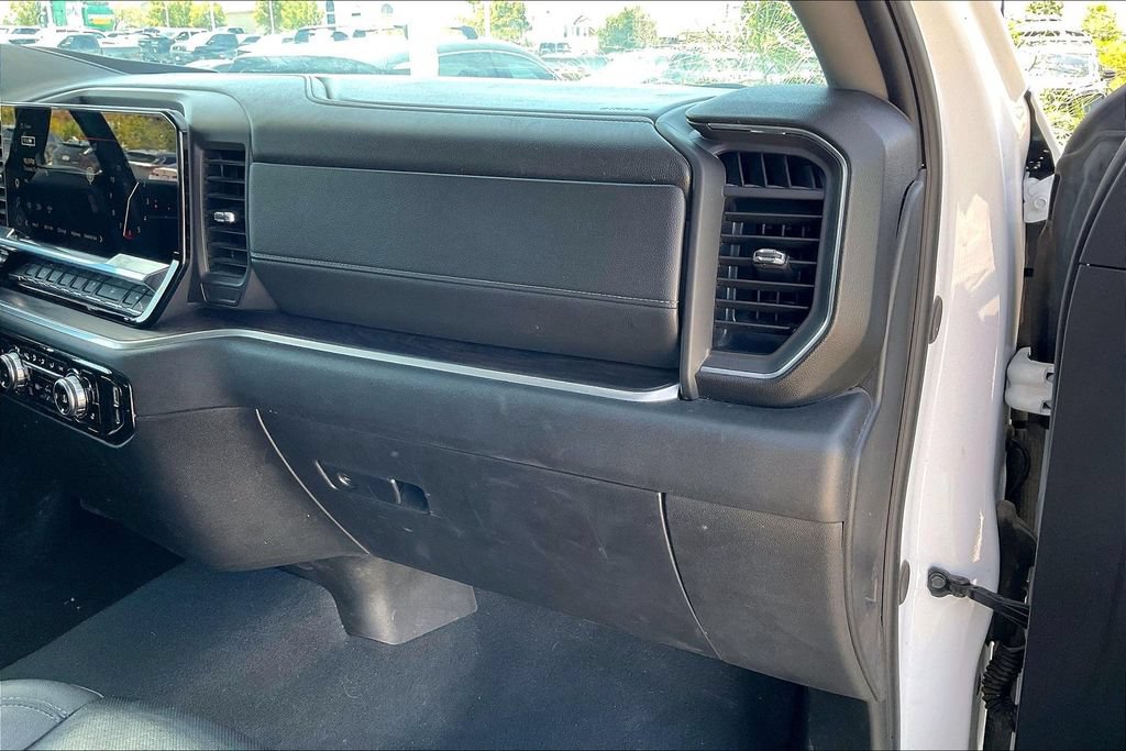 Used 2025 GMC Sierra 1500 SLT RWD image 16