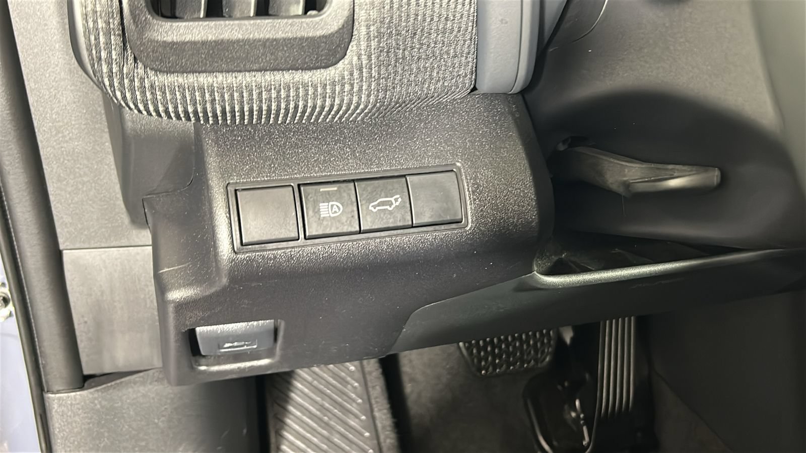 Used 2023 Subaru Solterra AWD image 24