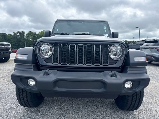 Used 2025 Jeep Wrangler Sport AWD/4WD image 8