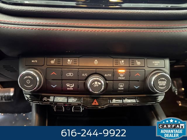 Used 2024 Ford Edge SEL w/ Convenience Package image 12