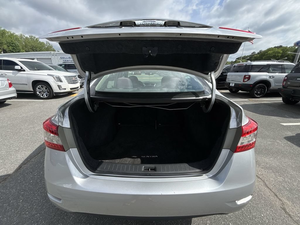 Used 2015 Nissan Sentra S FWD image 19