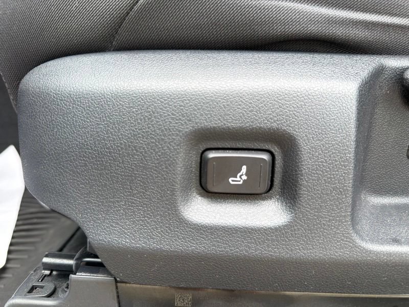 Certified 2024 Toyota Tacoma SR w/ SR Upgrade Package RWD image 16