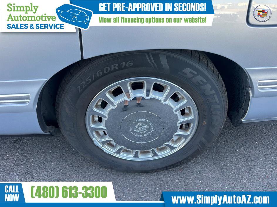 Used 1997 Cadillac De Ville Sedan FWD image 31