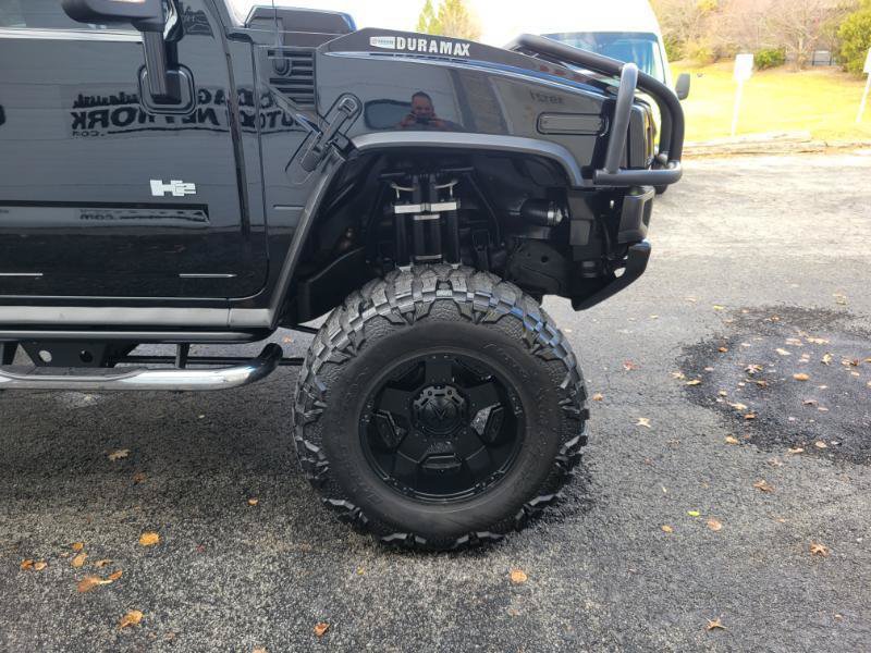Used 2005 HUMMER H2 SUT w/ Preferred Equipment Group AWD/4WD image 25