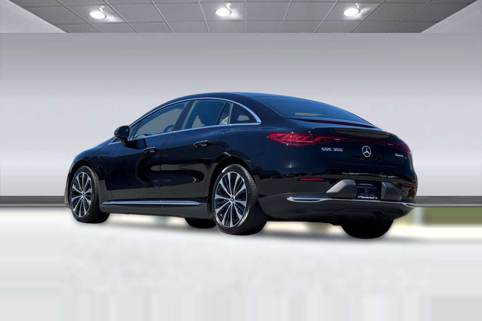 Used 2023 Mercedes-Benz EQE 350+ 4MATIC Sedan image 3